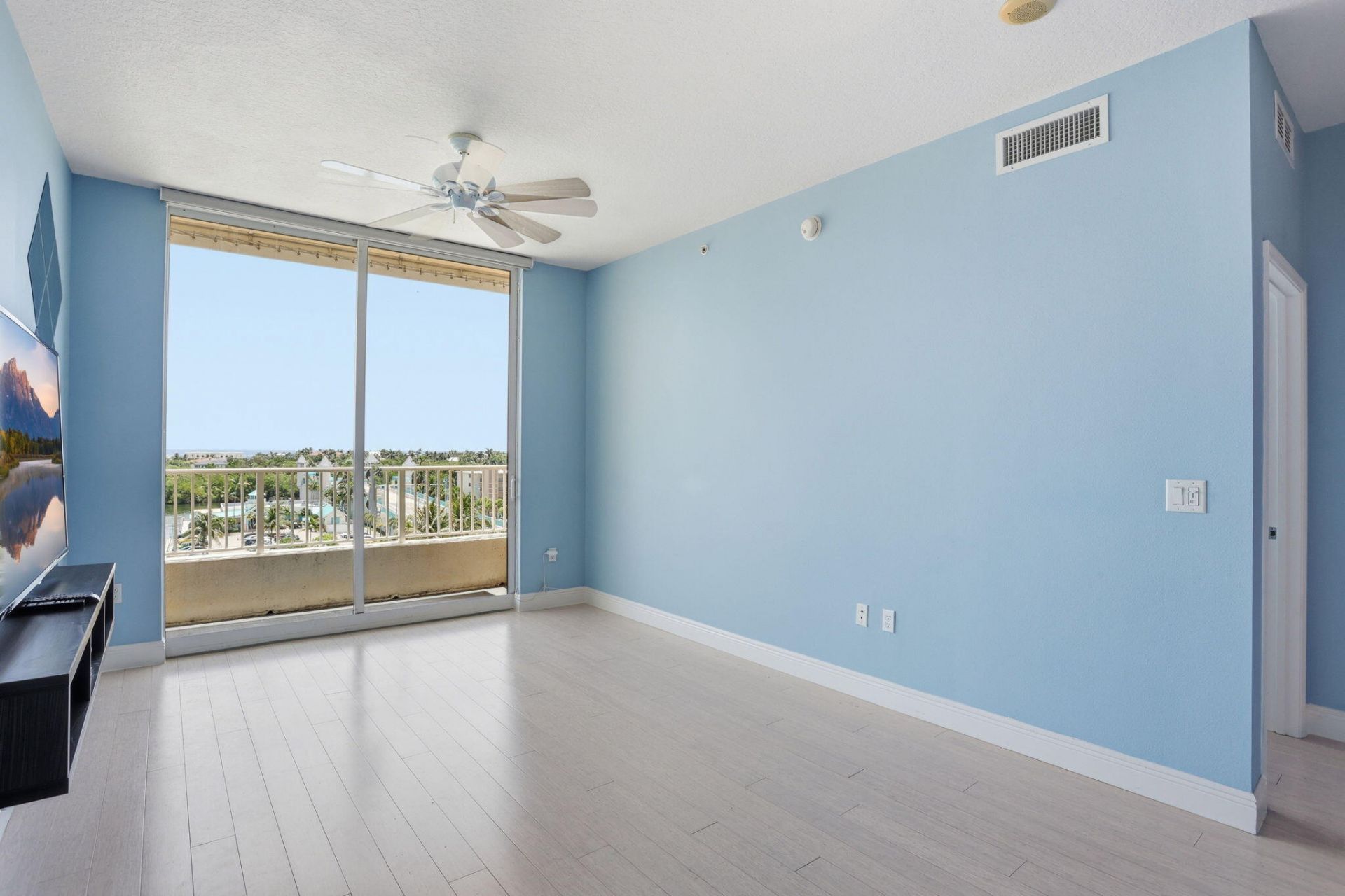 100 NE 6th Street, Unit 705, Boynton Beach, FL 33435 Photo
