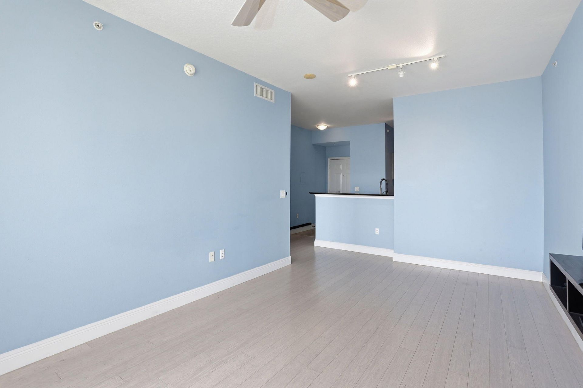 100 NE 6th Street, Unit 705, Boynton Beach, FL 33435 Photo