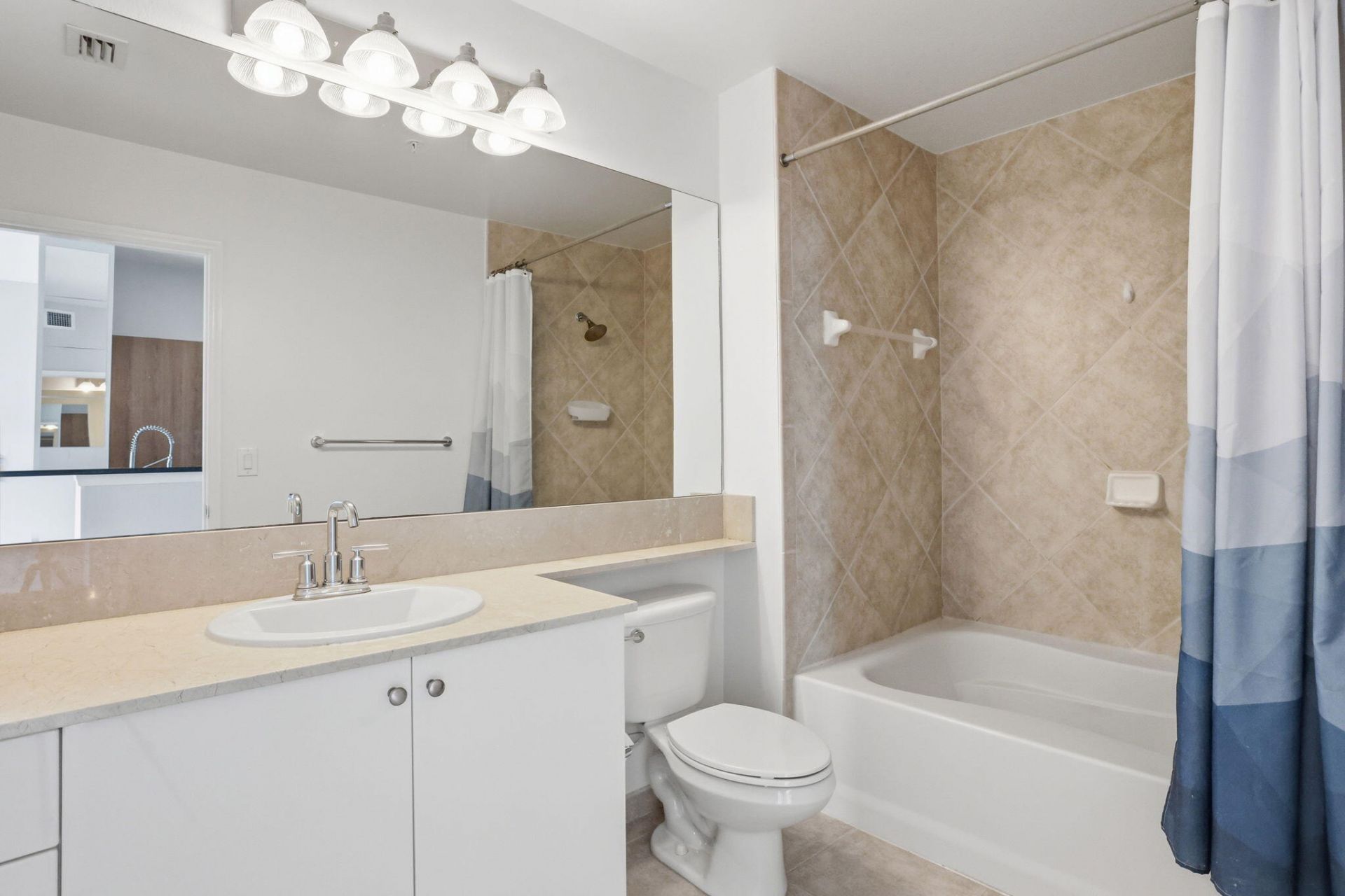 100 NE 6th Street, Unit 705, Boynton Beach, FL 33435 Photo