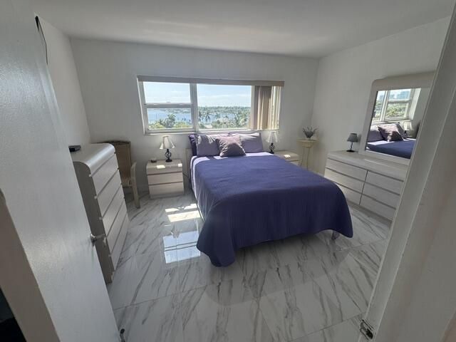 300 Oregon Street, Unit 502, Hollywood, FL 33019 Photo