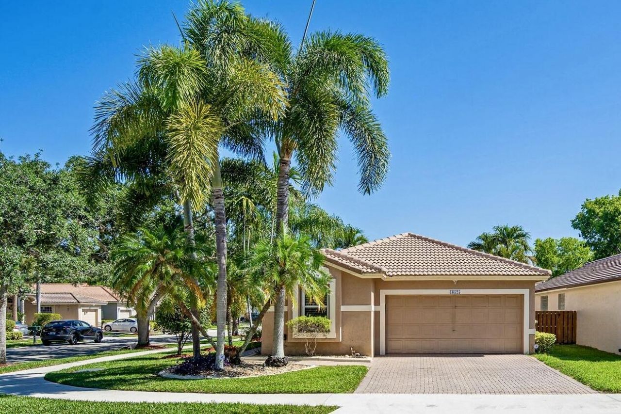 16525 Sapphire Street, Weston, FL 33331 Photo