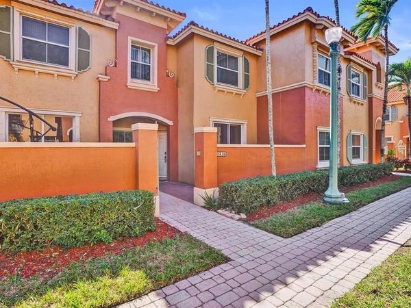 2315 Clipper Place, Fort Lauderdale, FL 33312