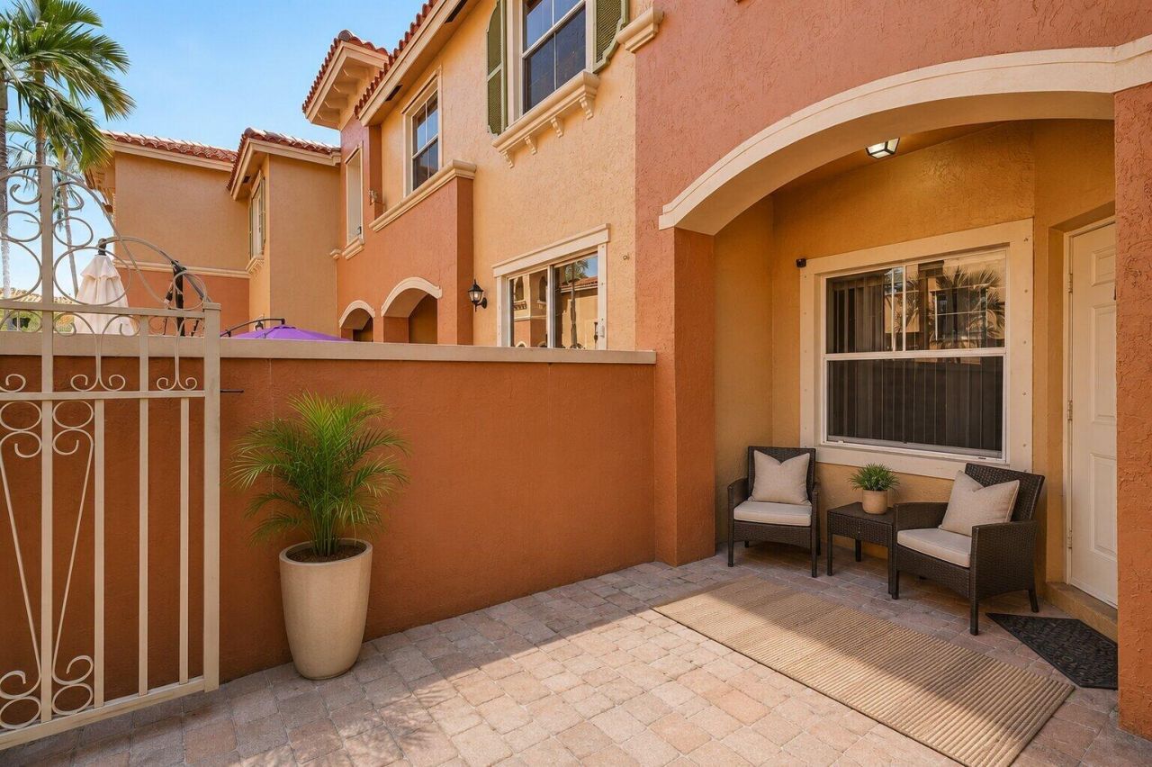 2315 Clipper Place, Fort Lauderdale, FL 33312 Photo