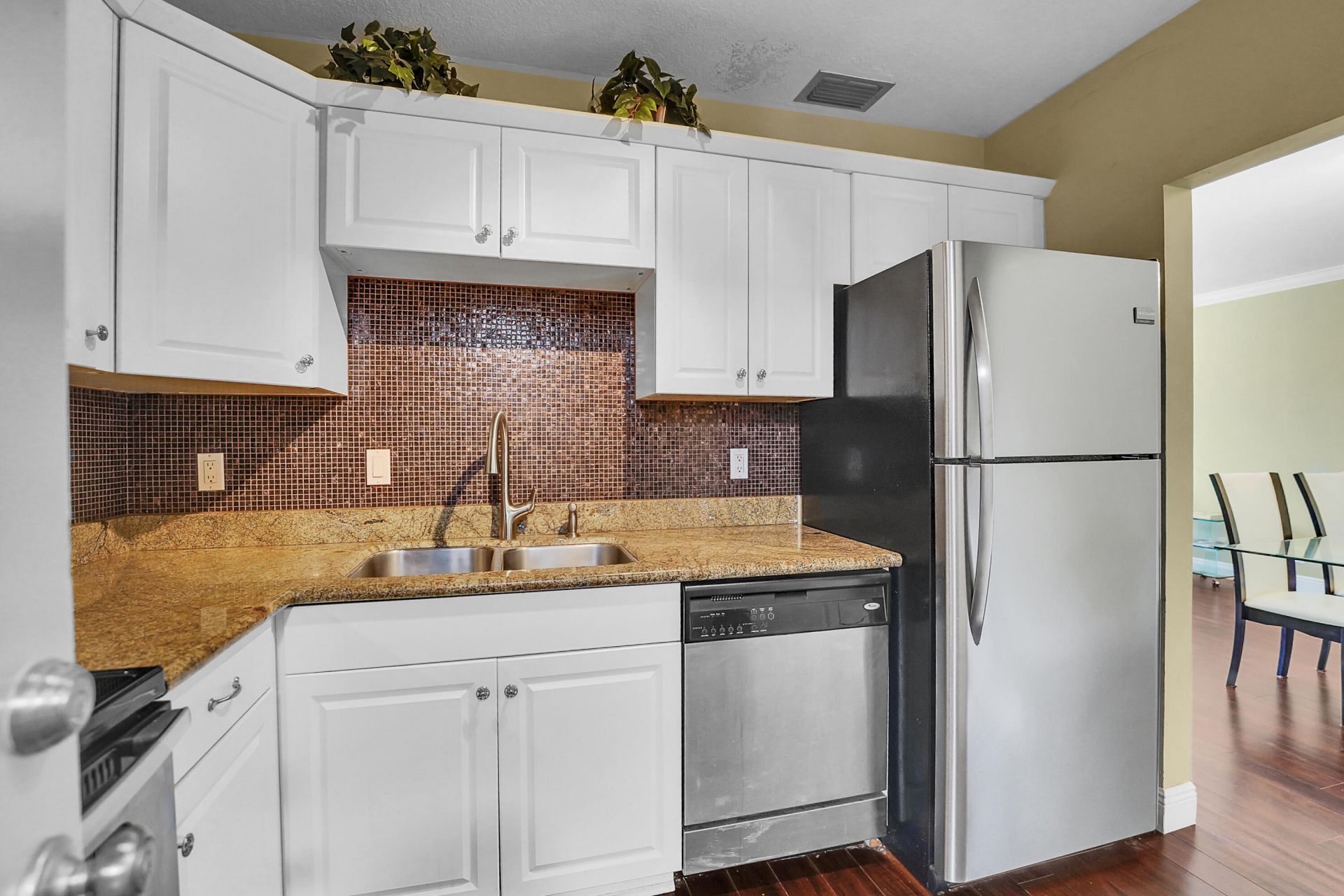 2230 NE 56th Place, Unit 223, Fort Lauderdale, FL 33308 Photo