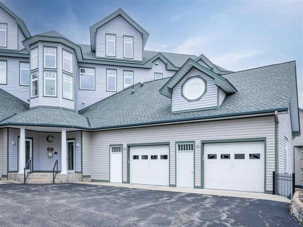 820 Maple Leaf Lane, Unit 26, Petoskey, MI 49770