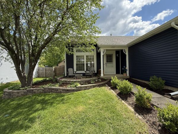 164 Cool Stone Bend, Lake In The Hills, IL 60156