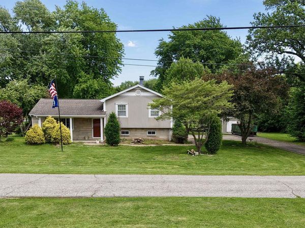 1018 Jersey Street, Washington, IN 47501