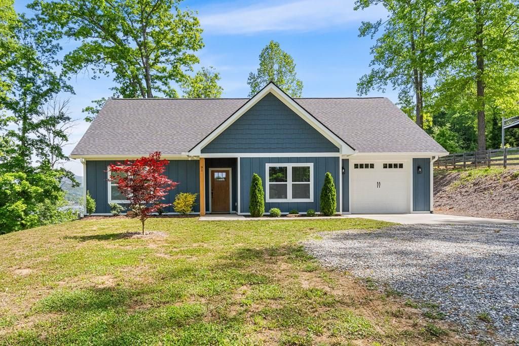 91 Dewey Ridge Lane, Hayesville, NC 28904 Main Photo