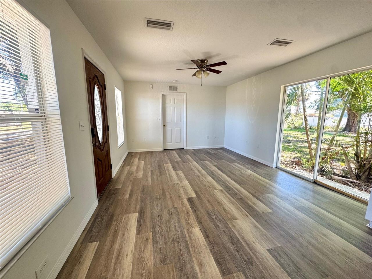 307 27th Street E, Palmetto, FL 34221 Photo