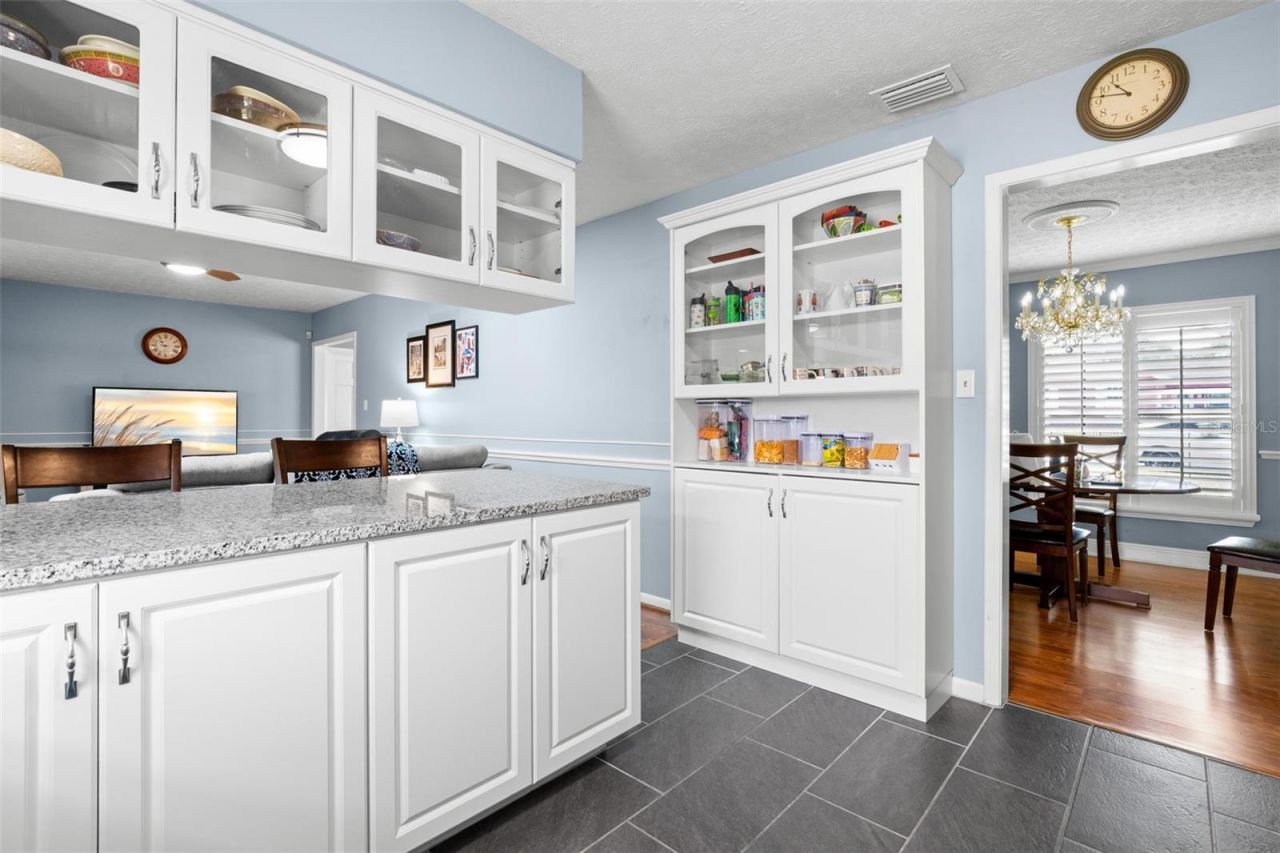 2218 Tanglewood Way, Brandon, FL 33511 Photo