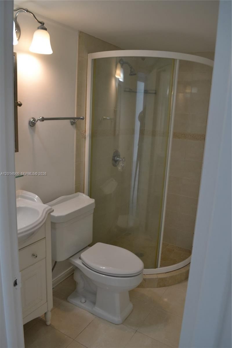 Please Call For Address, Unit 2D, Key Biscayne, FL 33149 Photo