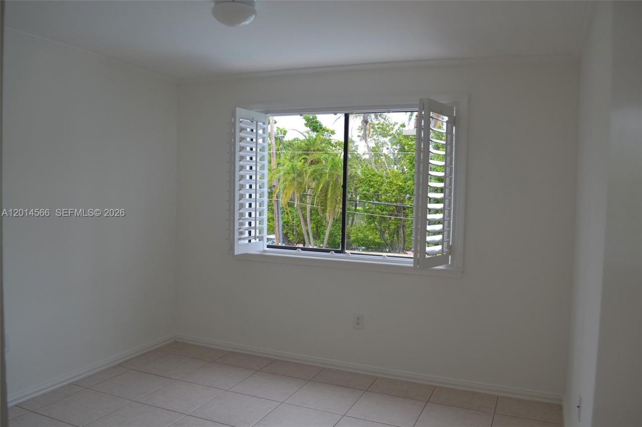 Please Call For Address, Unit 2D, Key Biscayne, FL 33149 Photo