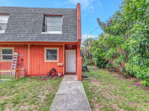 6141 SW 42nd Ct , Davie, FL 33314