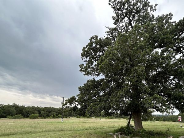 136 Fm 2239 RD, Paige, TX 78659