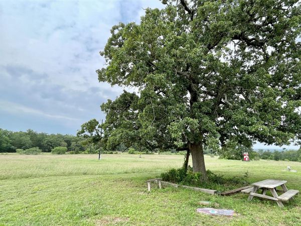 136 Fm 2239 RD, Paige, TX 78659