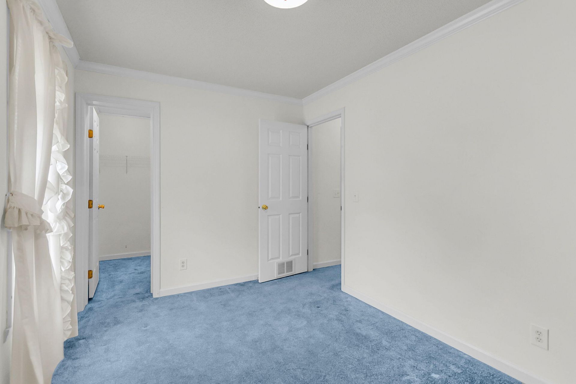 115 Decker Court Photo 18