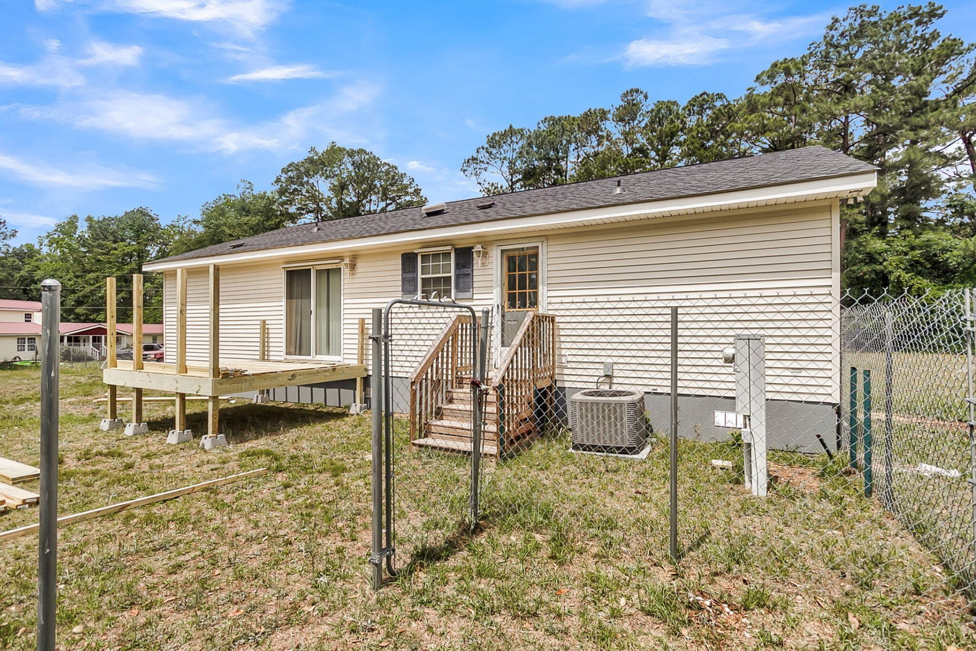 115 Decker Court Photo 25