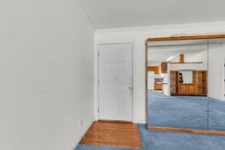 115 Decker Court photo 4