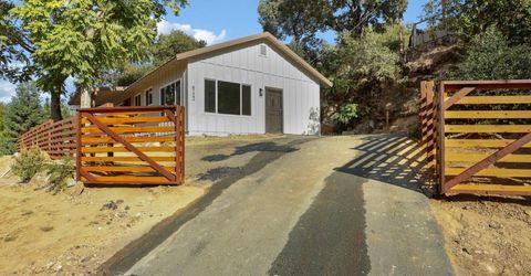 8122 Main St, Mokelumne Hill, CA 95245 Photo