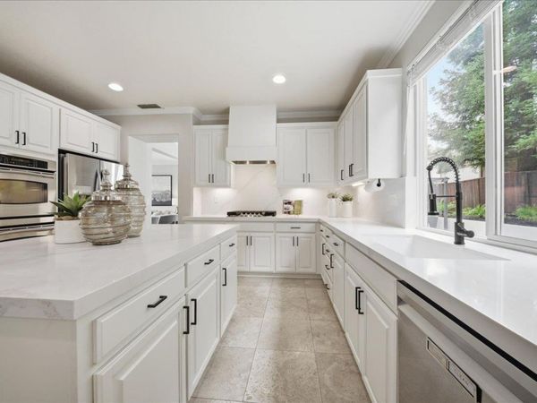 6406 Cosmos Ct, Rocklin, CA 95677