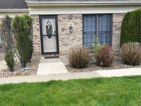 1621 Westhampton Drive , Youngstown, OH 44515