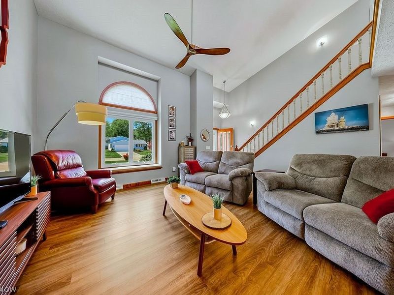 5859 Sequoia Court, Mentor on the Lake, OH 44060 Photo 5