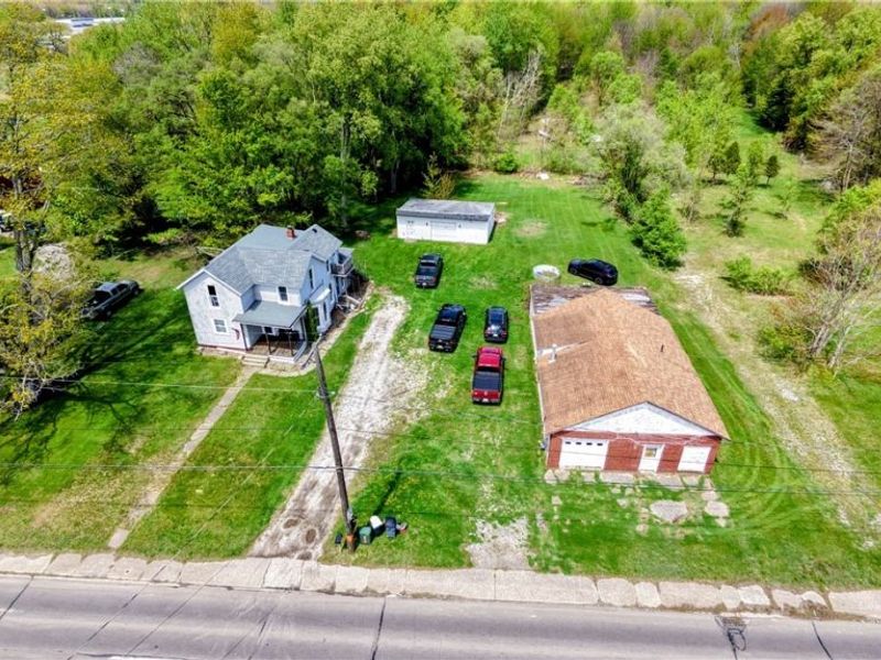 406 E Main Road, Conneaut, OH 44030 Photo 3