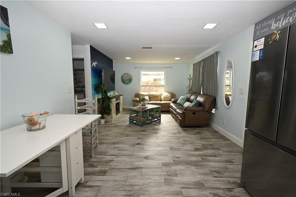 206 Cape Coral Pkwy W, Cape Coral, FL 33914 Photo
