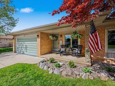 47391 Kathleen Road, Macomb Twp, MI 48044