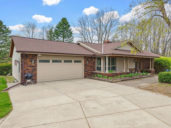 4896 Sunset View Dr, West Bend, WI 53095