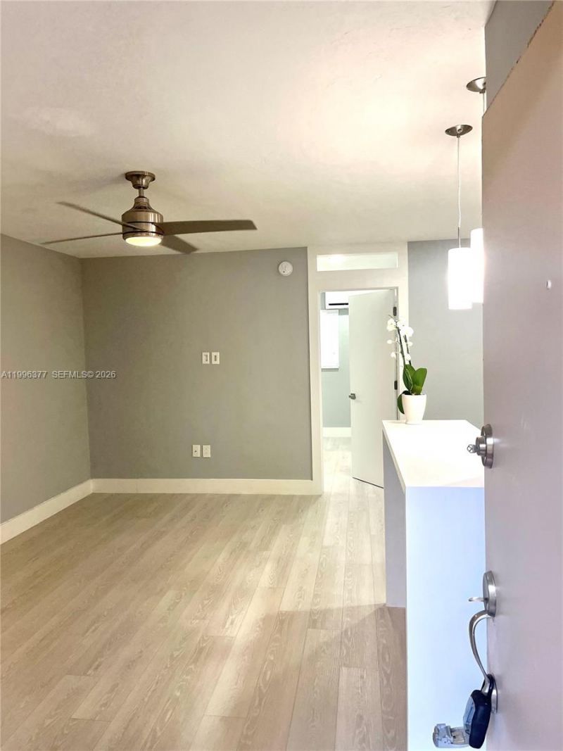 6310 SW 79th St , Unit 22, South Miami, FL 33143 Photo