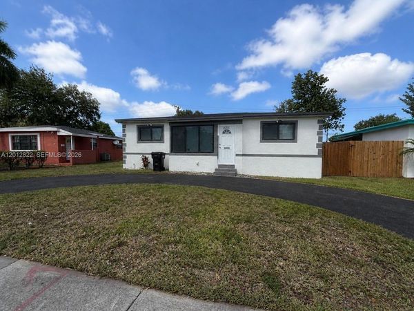 16901 NE 6th Ave , North Miami Beach, FL 33162