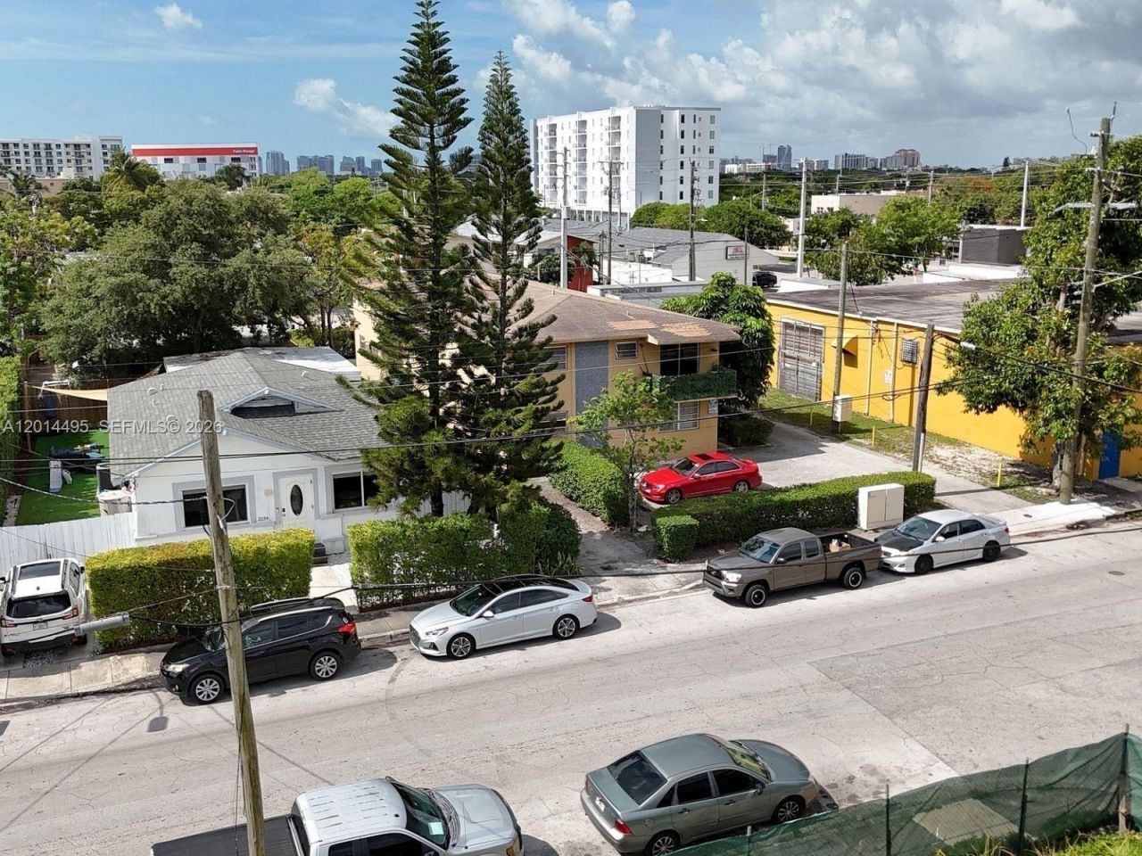 2141 SW 3rd St , Miami, FL 33135 Photo