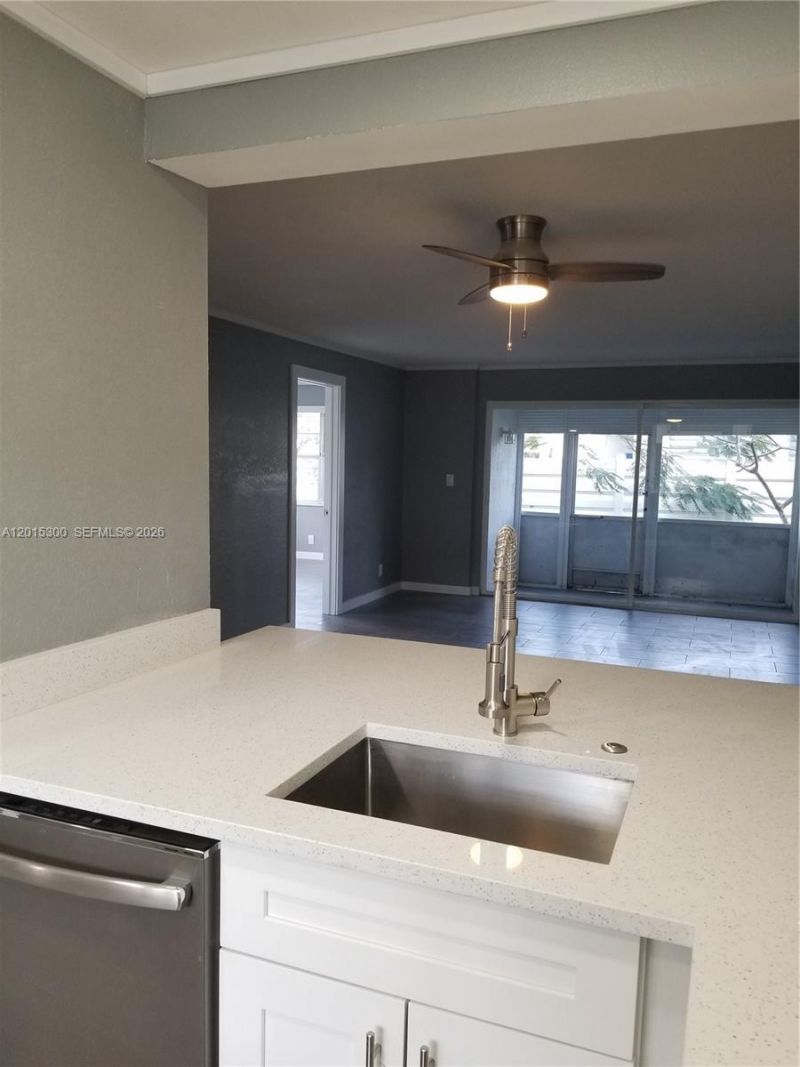 3777 NW 78th Ave , Unit 14A, Davie, FL 33024 Photo