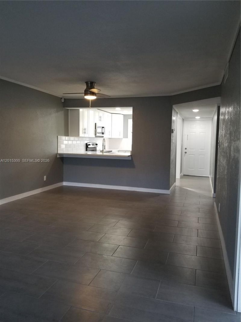 3777 NW 78th Ave , Unit 14A, Davie, FL 33024 Photo
