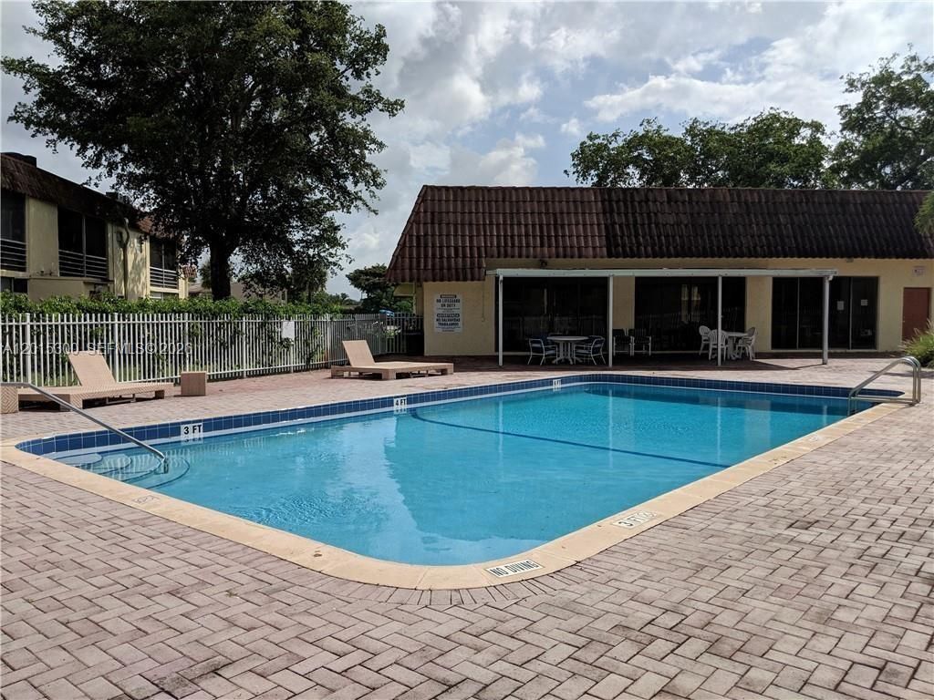 3777 NW 78th Ave , Unit 14A, Davie, FL 33024 Photo