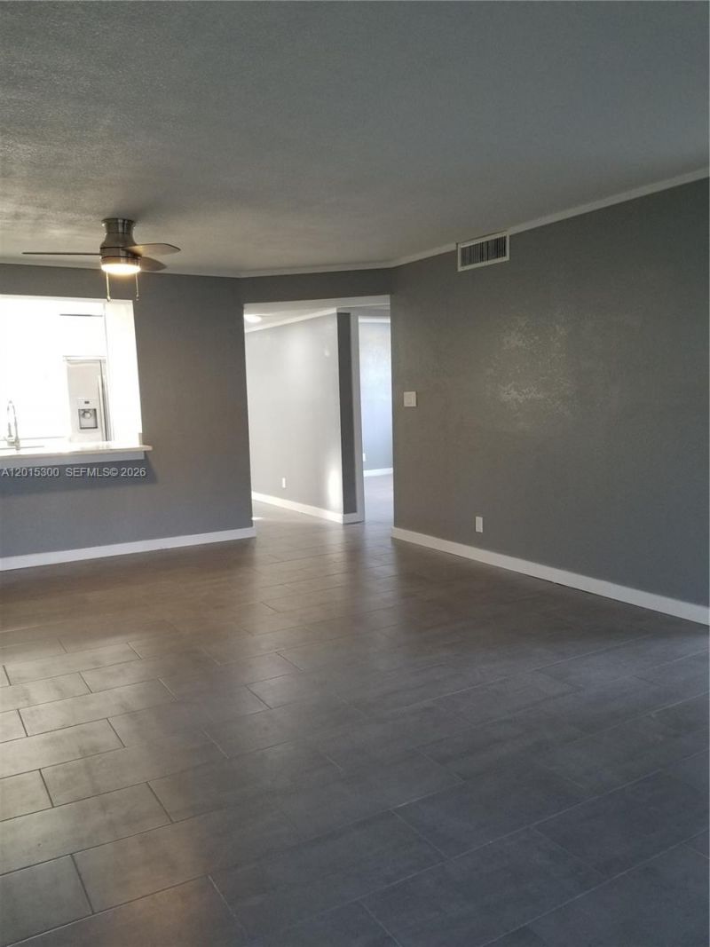 3777 NW 78th Ave , Unit 14A, Davie, FL 33024 Photo