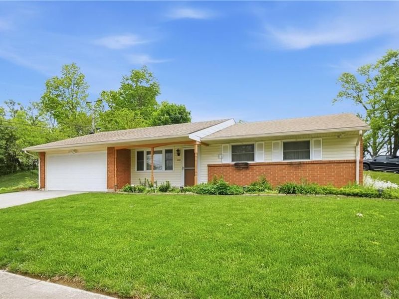 2535 Eckley Boulevard, Miami Township, OH 45449 Photo 2