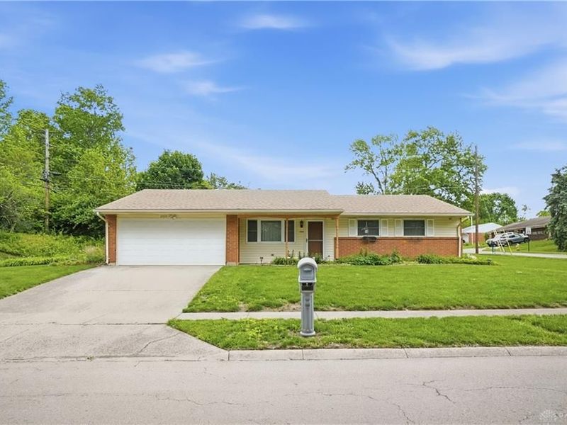 2535 Eckley Boulevard, Miami Township, OH 45449 Photo 3
