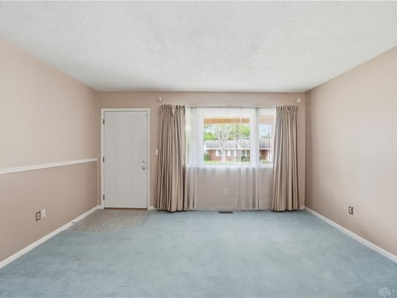 2535 Eckley Boulevard, Miami Township, OH 45449 Photo 6
