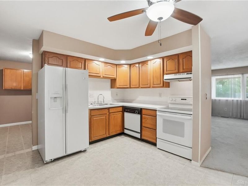 2535 Eckley Boulevard, Miami Township, OH 45449 Photo 8