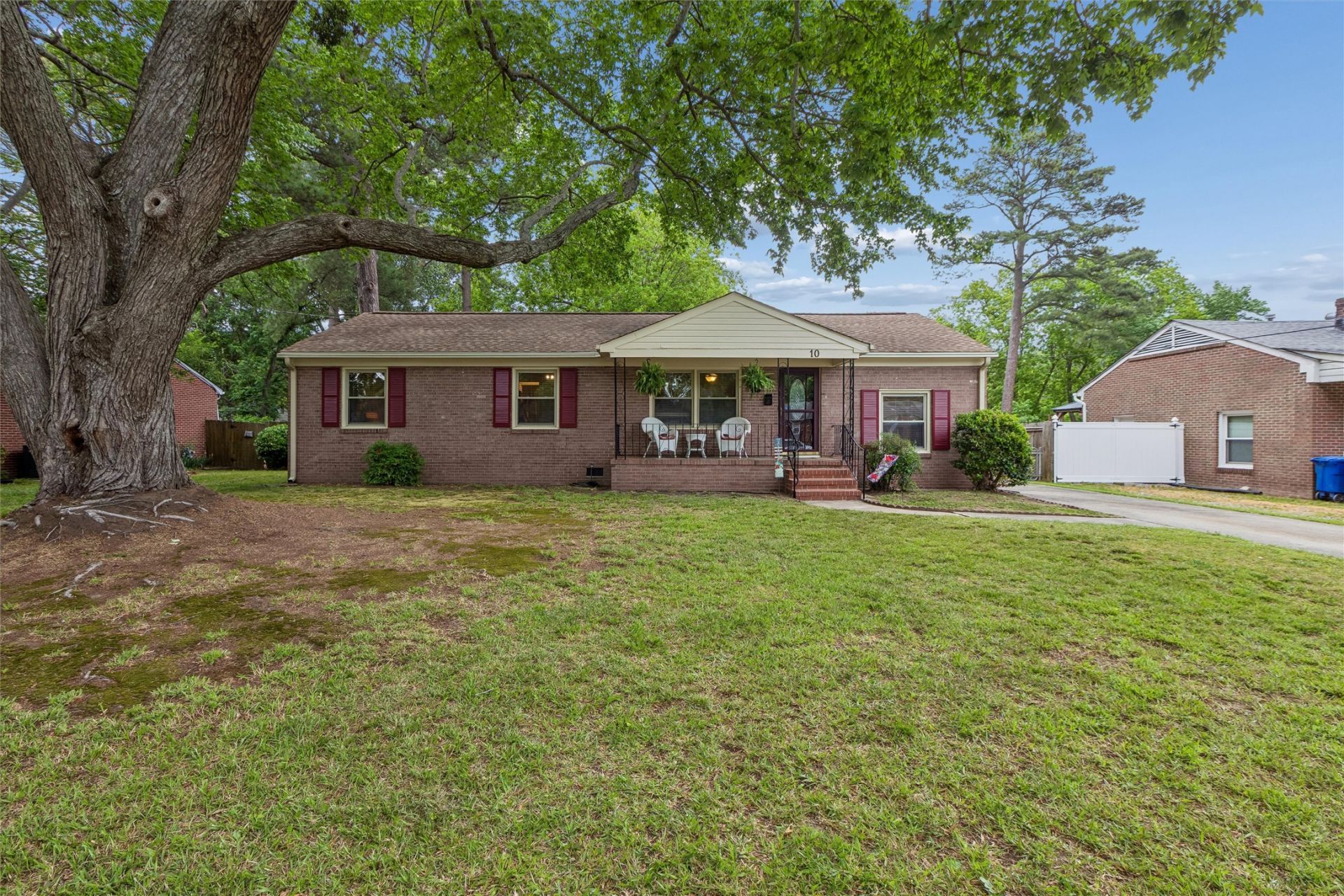 10 Fawn Lane, Newport News, VA 23602 Main Photo