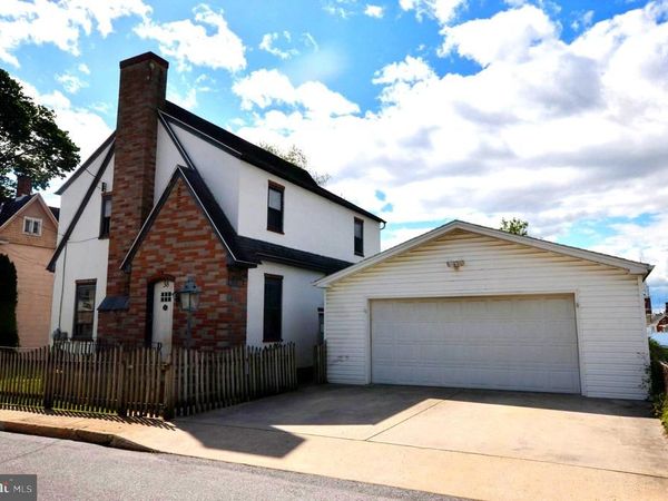38 COTTAGE STREET , WAYNESBORO, PA 17268
