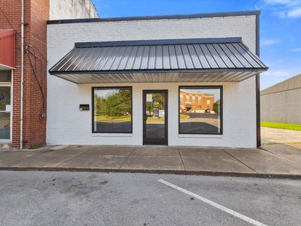 117 N Park St , Hohenwald, TN 38462