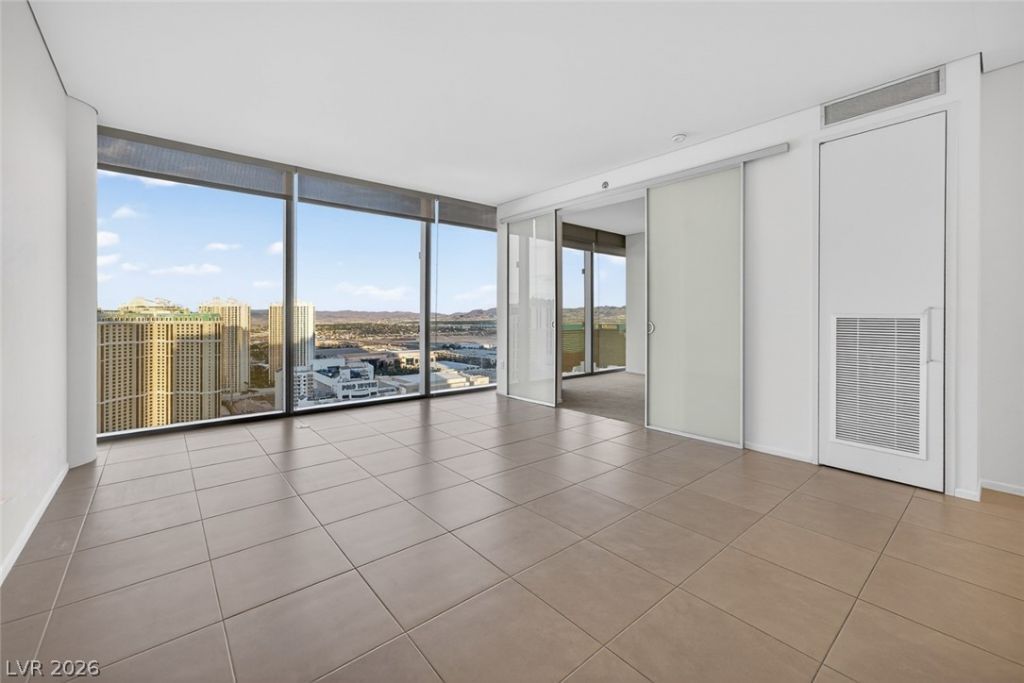 3722 Las Vegas Boulevard, Unit 3003, Las Vegas, NV 89158 Main Photo