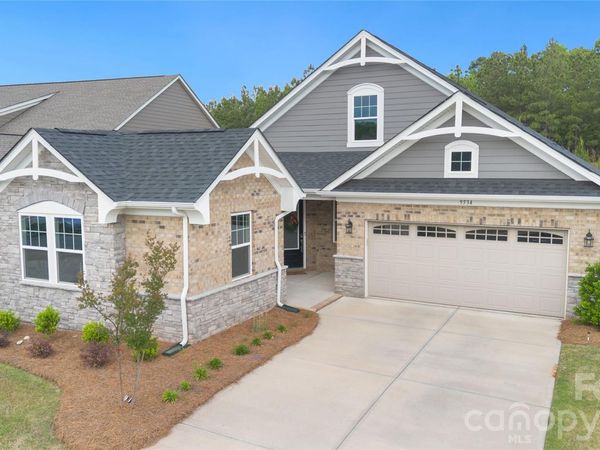 9534 Liberty Hill Drive, Mint Hill, NC 28227