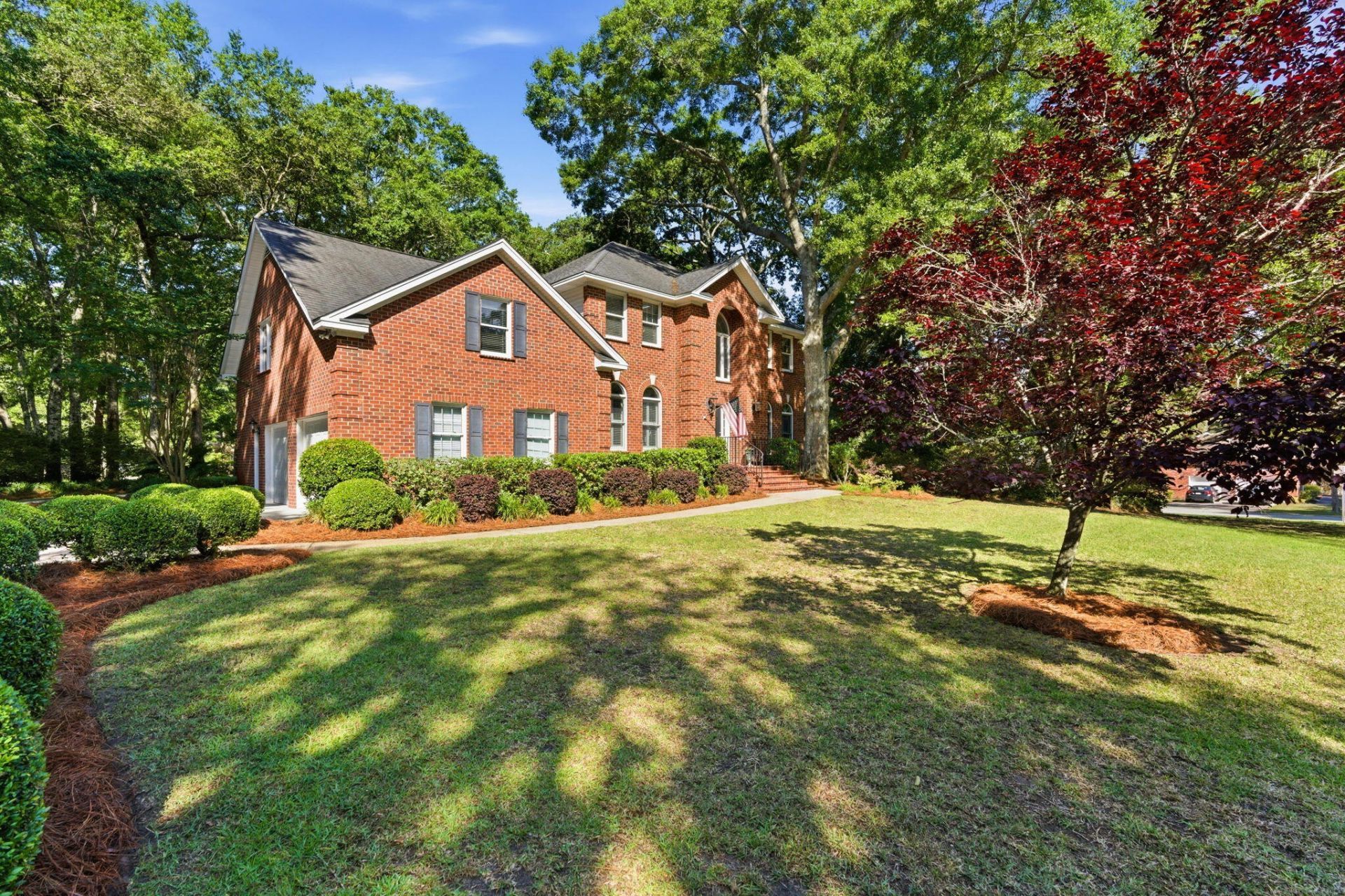 686 Cain Drive Photo 2