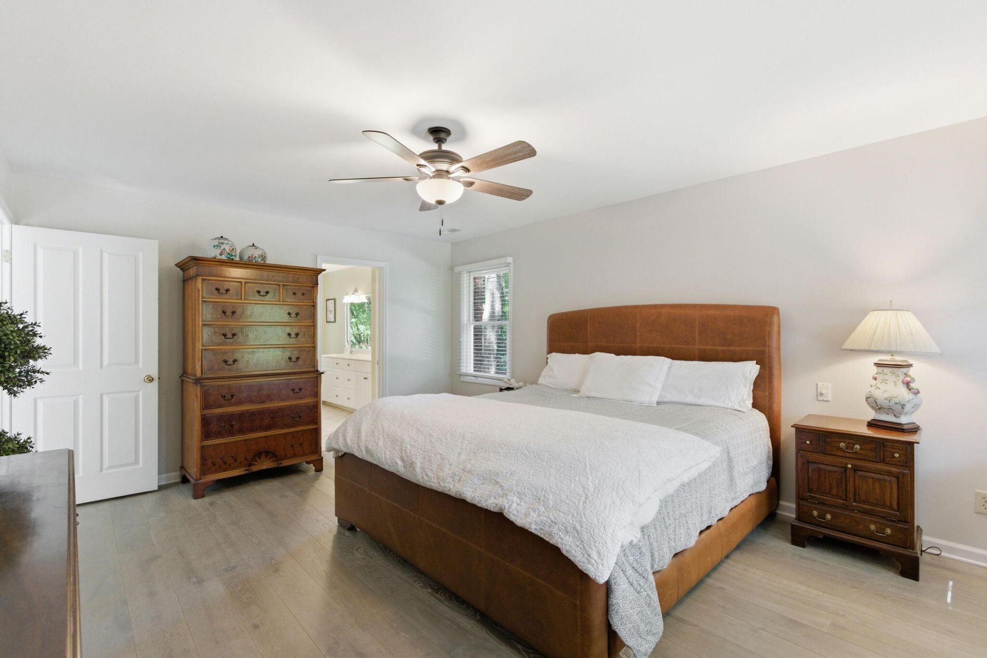686 Cain Drive Photo 21