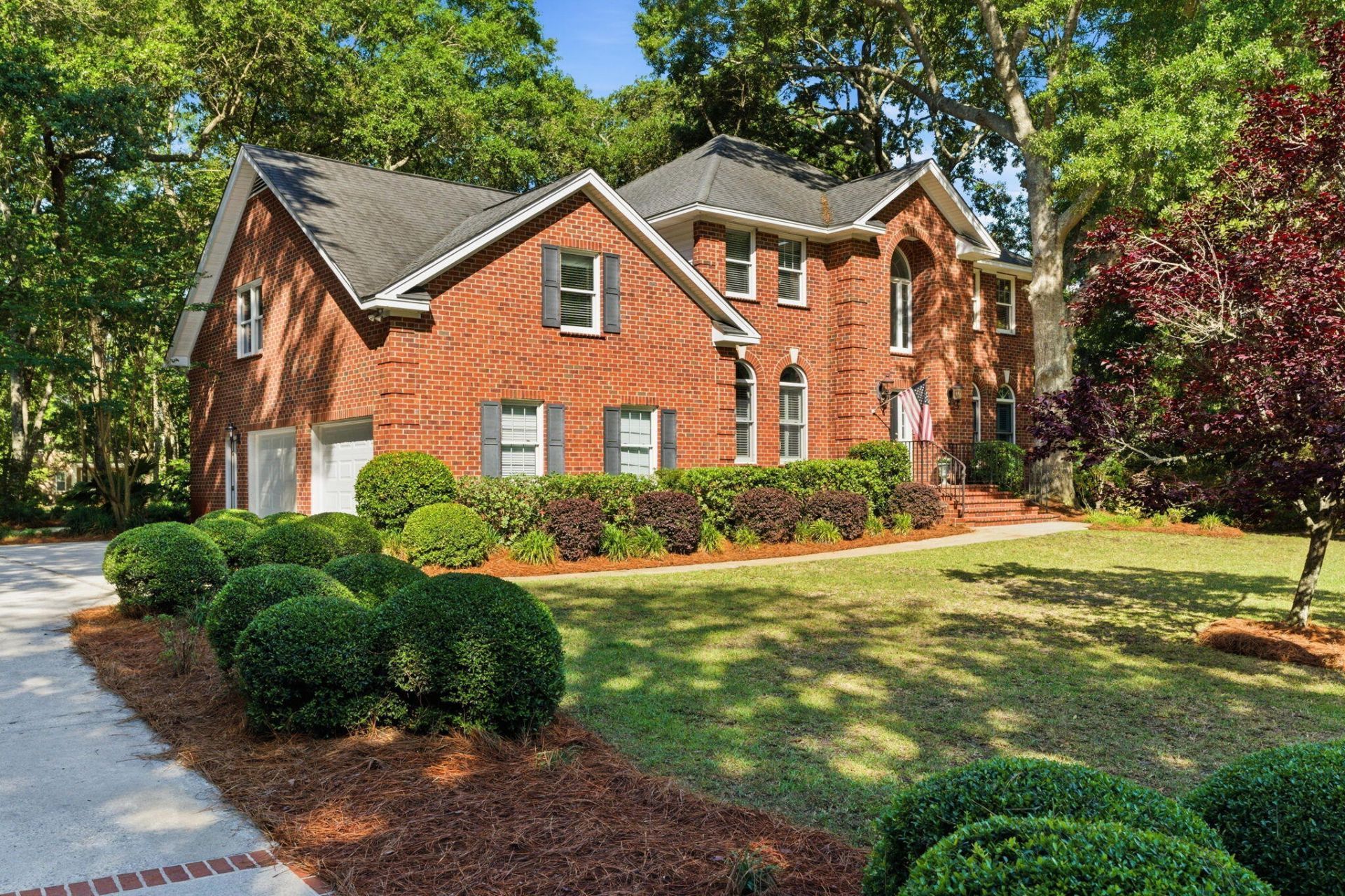 686 Cain Drive Photo 3