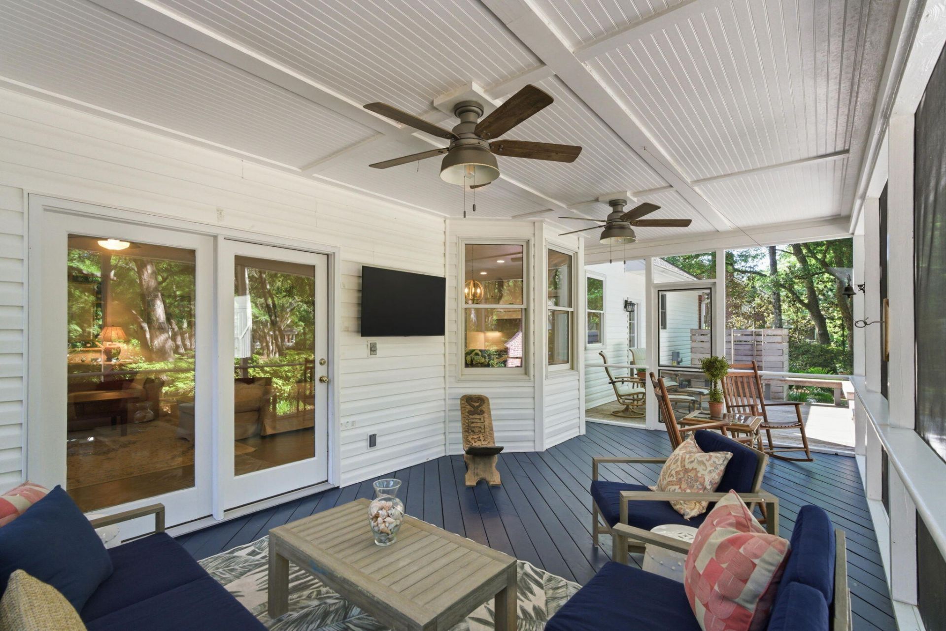 686 Cain Drive Photo 30